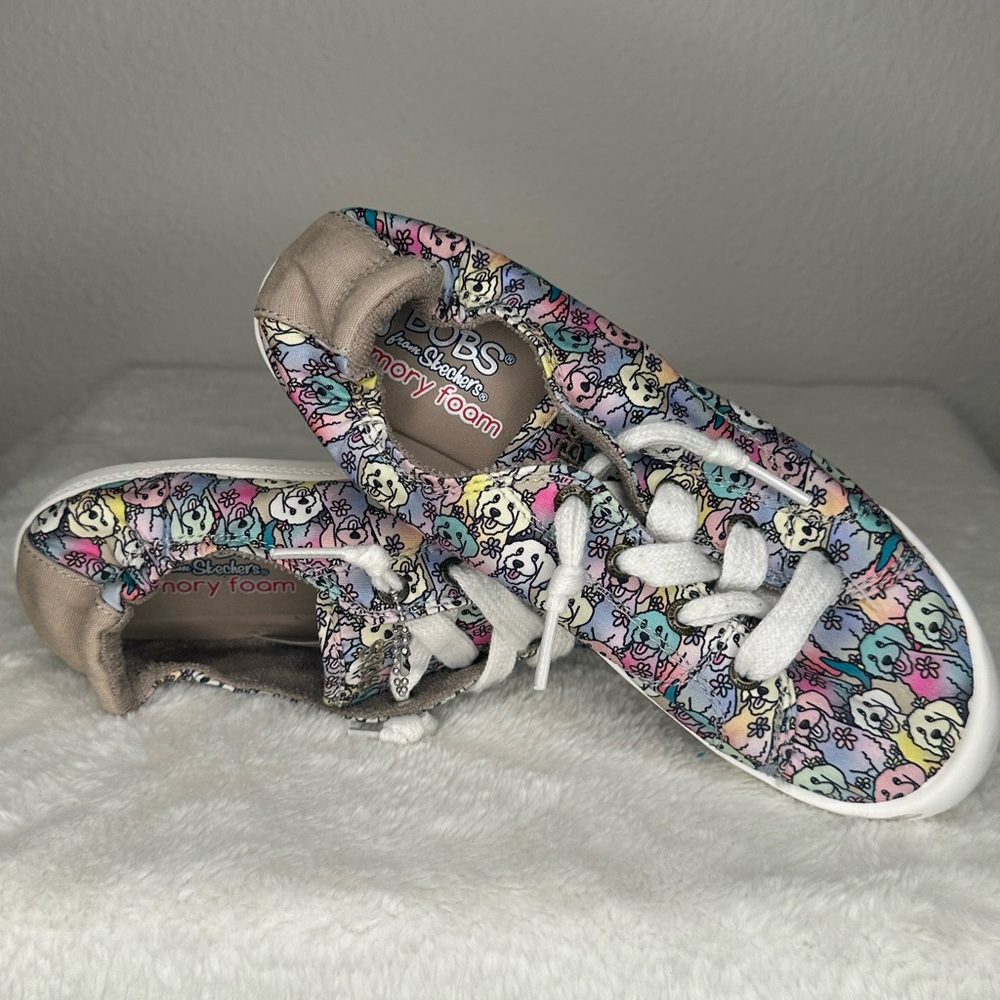 Rainbow slides with dogs on them